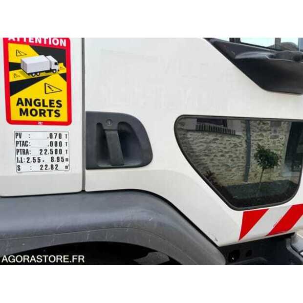 2015 Renault D WIDE-48528525