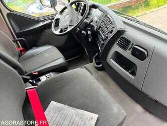 2015-renault-d-wide-1473023-48528528