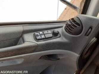 2010-mercedes-benz-atego-918-1473041-48528796