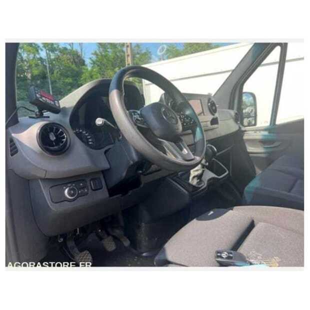 2019 Mercedes-Benz SPRINTER-48528988