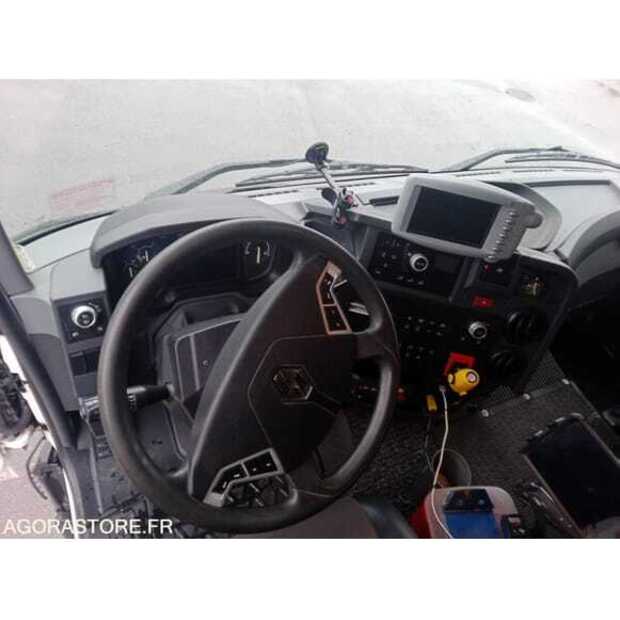 2018 Renault C-48528996