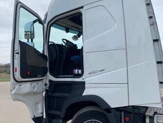 2022-volvo-others-1473070-48529197