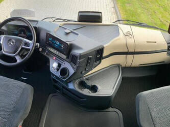 2022-mercedes-benz-others-48529232