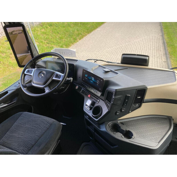 2022 Mercedes-Benz OTHERS-48529240