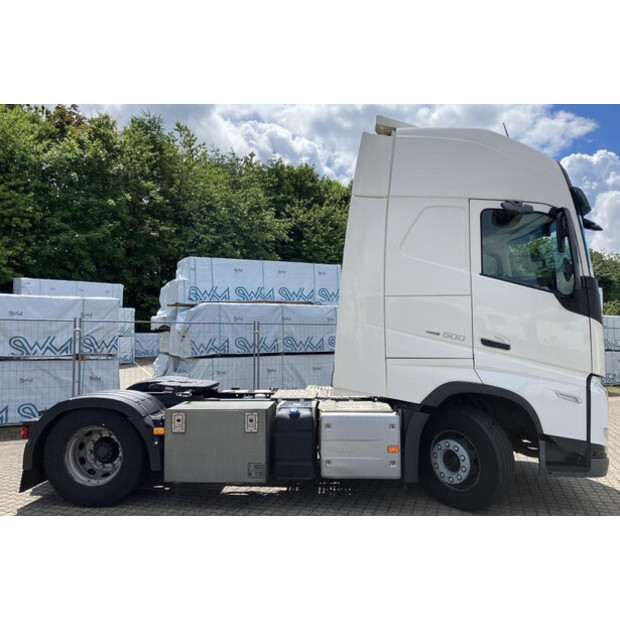 2022 Volvo OTHERS-48529290