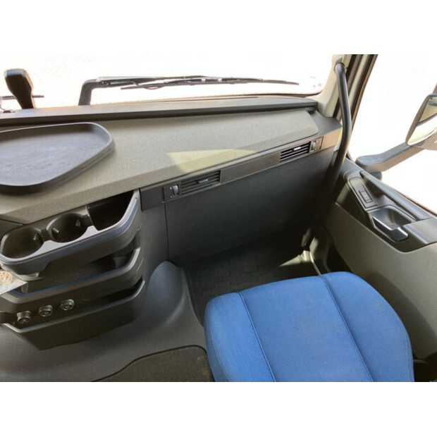 2022 Volvo OTHERS-48529299