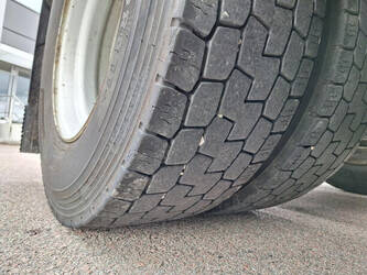 2022-volvo-others-1473077-48529310