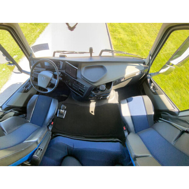 2022 Volvo OTHERS-48529401