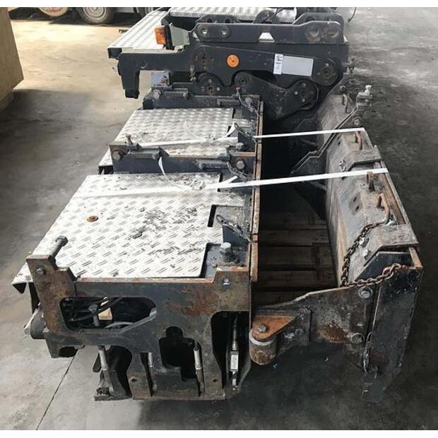 2006 ديناباك VB 1105 PL-48529404