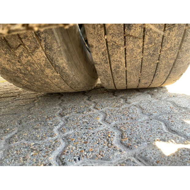 2022 Volvo OTHERS-48529406