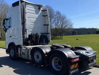 2022-volvo-others-1473082-48529408