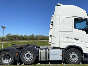 2022-volvo-others-1473082-48529409