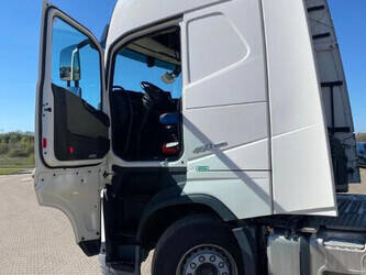 2022-volvo-others-1473082-48529410