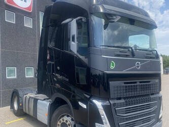 2022-volvo-others-1473084-48529430