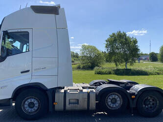 2022-volvo-others-1473088-48529472