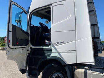 2022-volvo-others-1473088-48529480