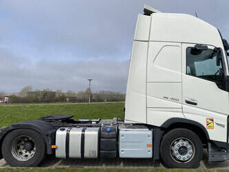 2022-volvo-others-1473095-48529618