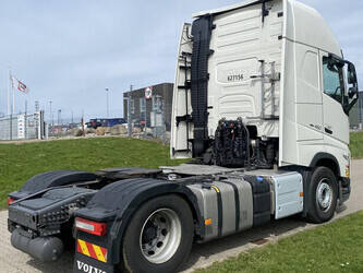 2022-volvo-others-1473098-48529653