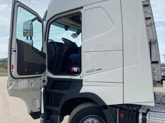 2022-volvo-others-1473098-48529656