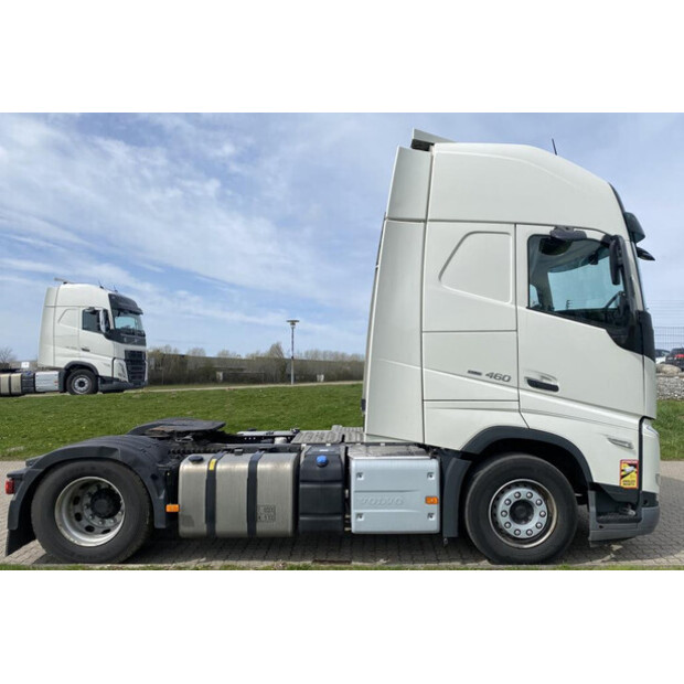 2022 Volvo OTHERS-48529661