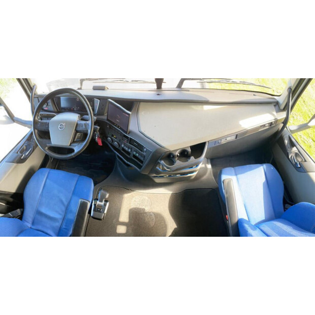 2022 Volvo OTHERS-48529672