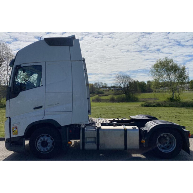 2022 Volvo OTHERS-48529673