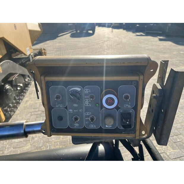 2011 Caterpillar AP655D-48529738
