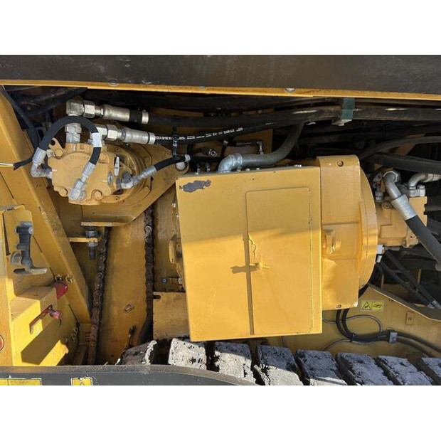 2011 Caterpillar AP655D-48529773