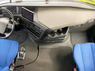 2022-volvo-others-1473107-48529832