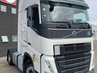 2022-volvo-others-1473107-48529841