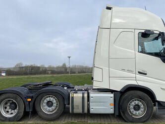 2022-volvo-others-1473108-48529851