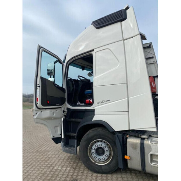 2022 Volvo OTHERS-48529852