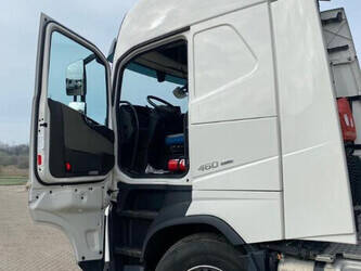2022-volvo-others-1473108-48529852