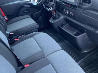 2023-renault-others-48529876