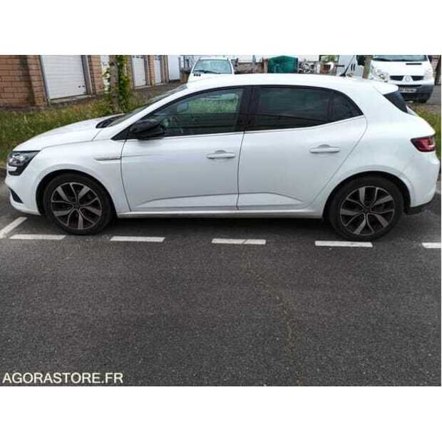 2020 رينو Megane-48530322