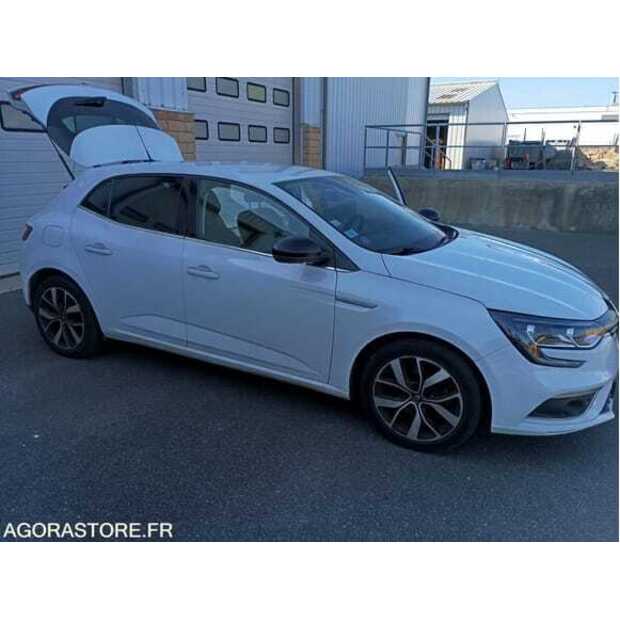 2020 رينو Megane-48530323