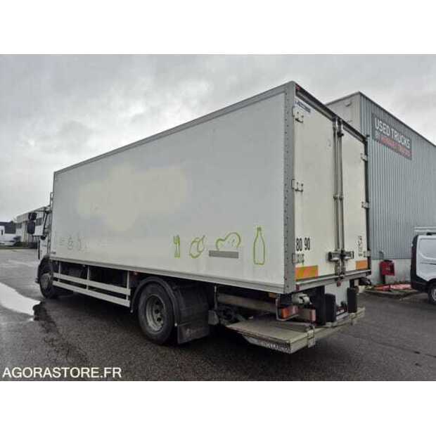 2015 Renault D-48530425