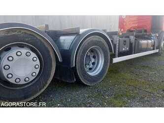 2012-renault-premium-1473144-48530464