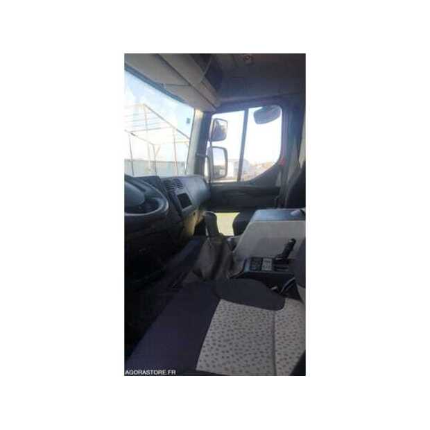 2012 Renault PREMIUM-48530465
