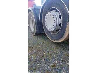 2012-renault-premium-1473144-48530468