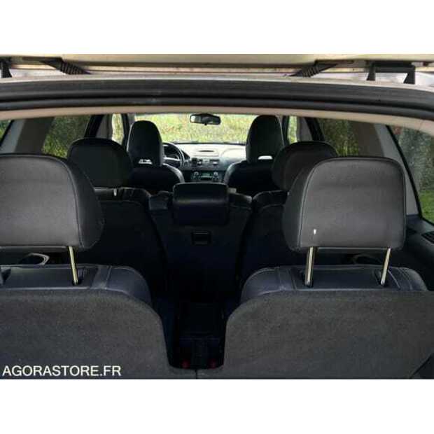 2011 فولفو XC90-48530678