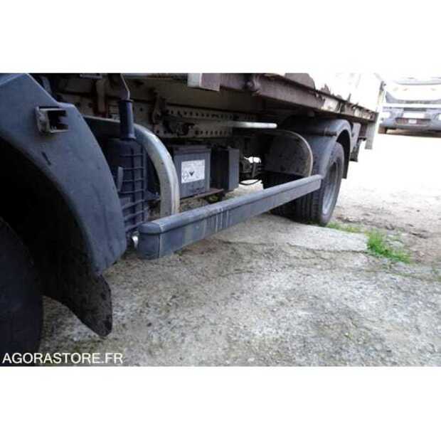 2010 Renault Maxity-48530793