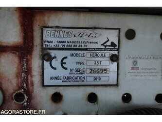 2010-renault-maxity-1473170-48530795