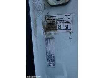 2010-renault-maxity-1473170-48530798