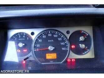 2010-renault-maxity-1473170-48530806