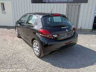 2018-peugeot-208-1473209-48531224