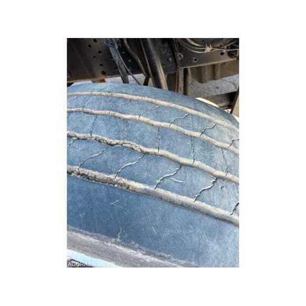 2000 مرسيدس بنز 1517-48531603