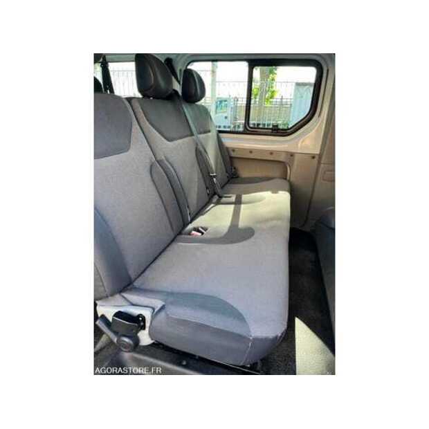 2013 Renault Traffic-48531759