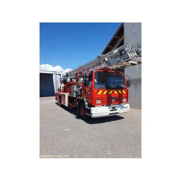 1995 رينو M150-48532113