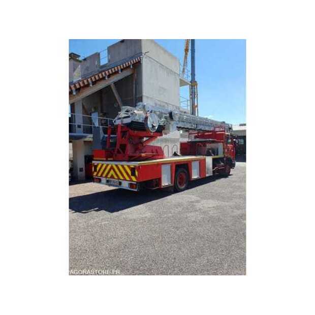 1995 رينو M150-48532114
